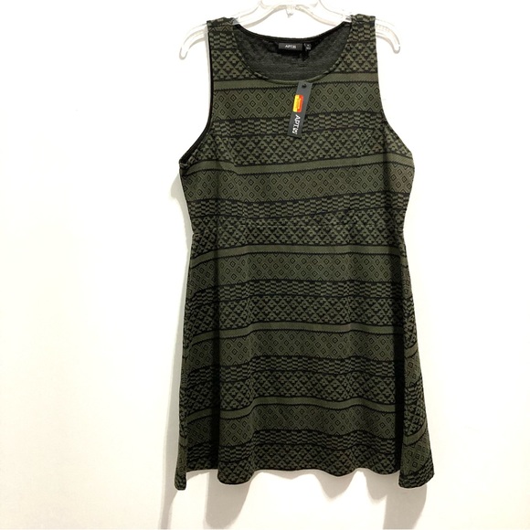 🆕 Apt 9 Olive Green Sleeveless Lace Crochet Embroidered Dress - Picture 3 of 7